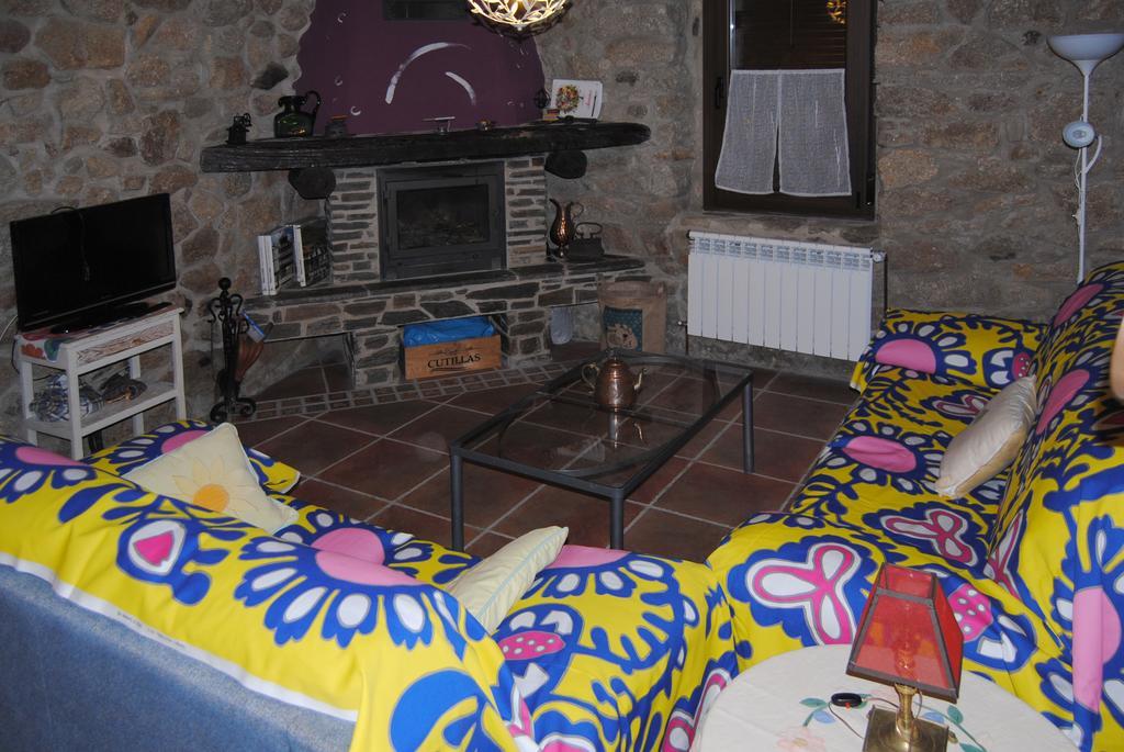 Casa Rural Romanejo Cabezabellosa Luaran gambar