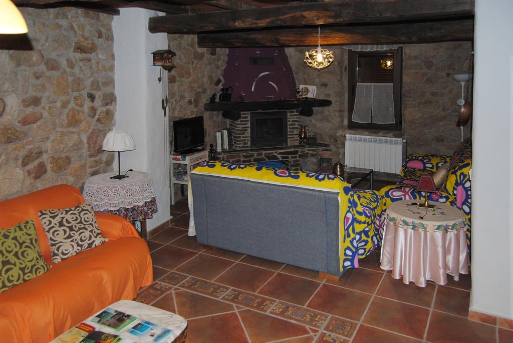 Casa Rural Romanejo Cabezabellosa Luaran gambar